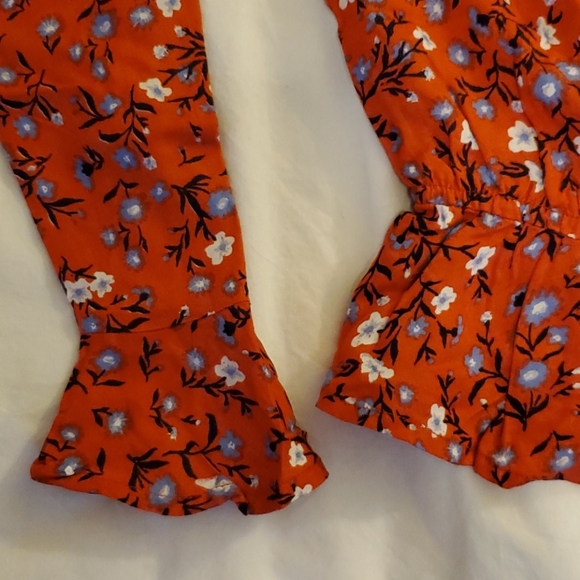 Floral shirt - Picture 3 of 4